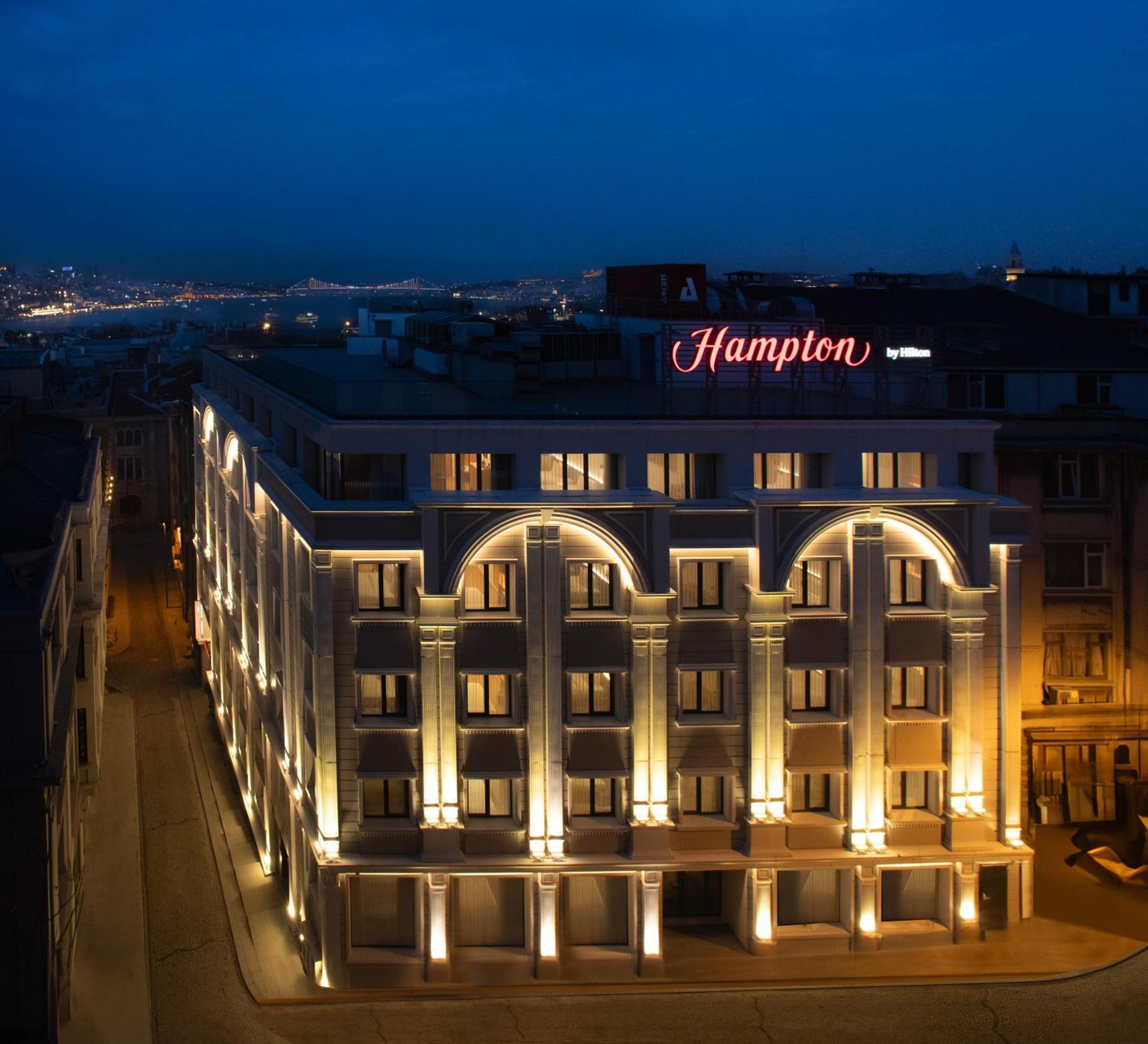 Hampton By Hilton Istanbul Sirkeci Hotel Bagian luar foto